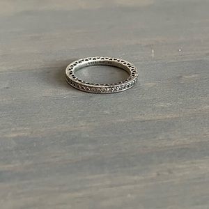 Pandora Ring